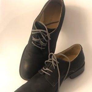 Cole Haan dress shoes - pretty good condition.